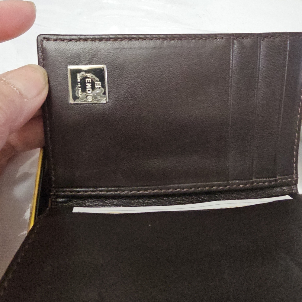 #00210-1240 FENDI COMPACT WALLET VINTAGE - Picture 4 of 5